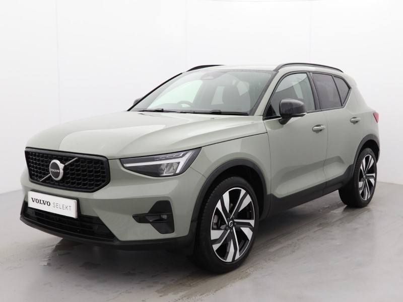 2025 (74) VOLVO XC40 2.0 B4P Plus Dark 5dr Auto*VAT QUALIFYING* 4727993