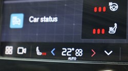 2025 (74) VOLVO XC40 2.0 B4P Plus Dark 5dr Auto*VAT QUALIFYING* 4728033