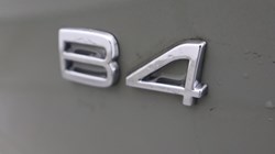 2025 (74) VOLVO XC40 2.0 B4P Plus Dark 5dr Auto*VAT QUALIFYING* 4728045