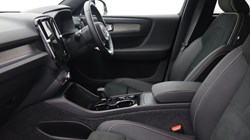 2025 (74) VOLVO XC40 2.0 B4P Plus Dark 5dr Auto*VAT QUALIFYING* 4728001