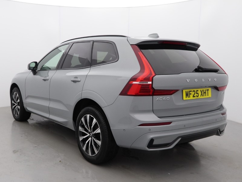 2025 (25) VOLVO XC60 2.0 B5P Plus Dark 5dr AWD Geartronic  *VAT QUALIFYING* 4708388