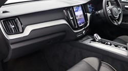 2025 (25) VOLVO XC60 2.0 B5P Plus Dark 5dr AWD Geartronic 4708405