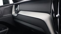 2025 (25) VOLVO XC60 2.0 B5P Plus Dark 5dr AWD Geartronic 4708426