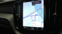 2025 (25) VOLVO XC60 2.0 B5P Plus Dark 5dr AWD Geartronic 4850047