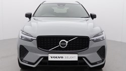 2025 (25) VOLVO XC60 2.0 B5P Plus Dark 5dr AWD Geartronic 4708383