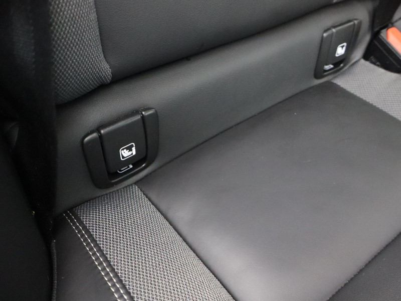 2025 (25) VOLVO XC60 2.0 B5P Plus Dark 5dr AWD Geartronic  *VAT QUALIFYING* 4708408