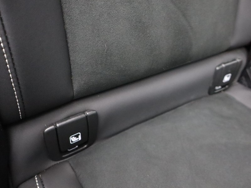 2025 (25) VOLVO XC40 2.0 B4P Plus Dark 5dr Auto*VAT QUALIFYING* 4702772