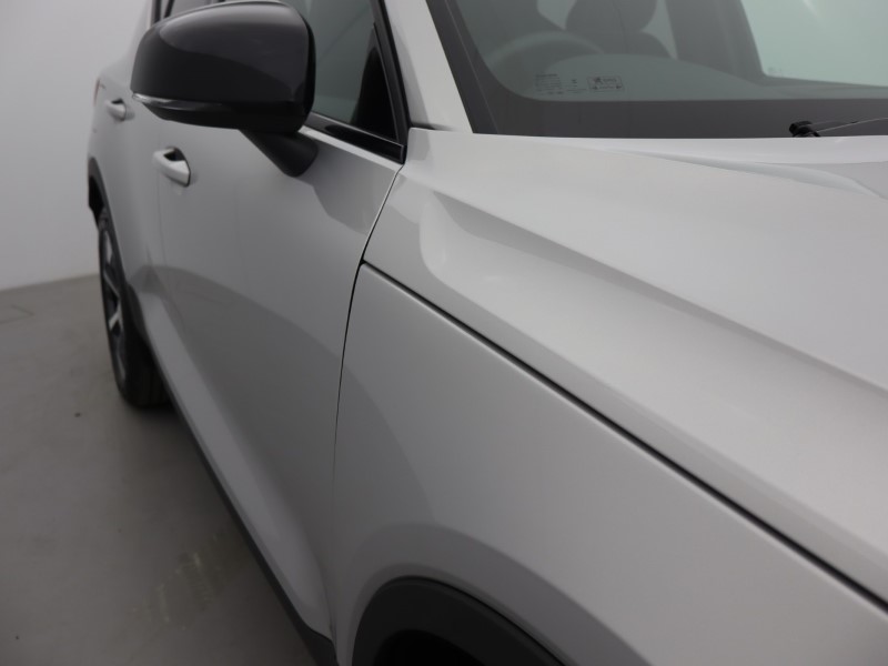 2025 (25) VOLVO XC40 2.0 B4P Plus Dark 5dr Auto*VAT QUALIFYING* 4702792