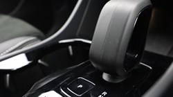 2025 (25) VOLVO XC40 2.0 B4P Plus Dark 5dr Auto 4702785