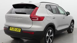 2025 (25) VOLVO XC40 2.0 B4P Plus Dark 5dr Auto 4702753