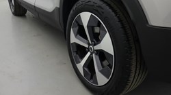 2025 (25) VOLVO XC40 2.0 B4P Plus Dark 5dr Auto 4702757