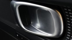 2025 (25) VOLVO XC40 2.0 B4P Plus Dark 5dr Auto 4702760