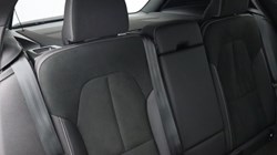 2025 (25) VOLVO XC40 2.0 B4P Plus Dark 5dr Auto 4702773