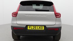 2025 (25) VOLVO XC40 2.0 B4P Plus Dark 5dr Auto 4702749