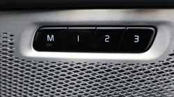 2025 (25) VOLVO XC90 2.0 T8 PHEV Ultra Dark 5dr AWD Geartronic 4701861