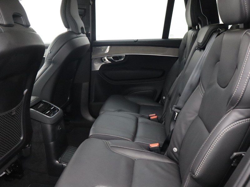 2025 (25) VOLVO XC90 2.0 T8 PHEV Ultra Dark 5dr AWD Geartronic *VAT QUALIFYING* 4701854