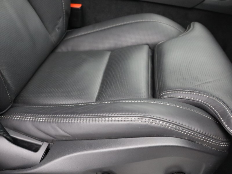 2025 (25) VOLVO XC90 2.0 T8 PHEV Ultra Dark 5dr AWD Geartronic *VAT QUALIFYING* 4701865