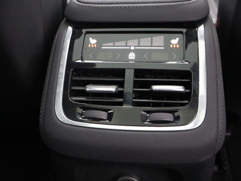 2025 (25) VOLVO XC90 2.0 T8 PHEV Ultra Dark 5dr AWD Geartronic *VAT QUALIFYING* 4701878