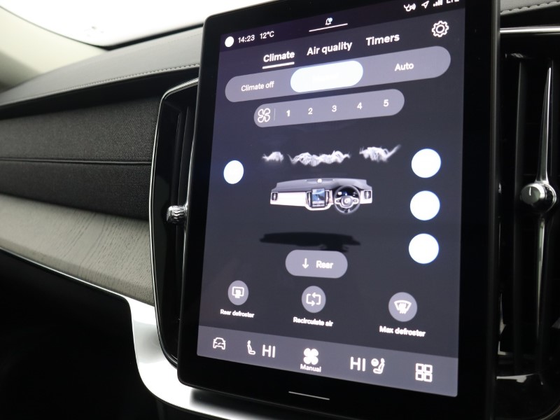 2025 (25) VOLVO XC90 2.0 T8 PHEV Ultra Dark 5dr AWD Geartronic *VAT QUALIFYING* 4701889