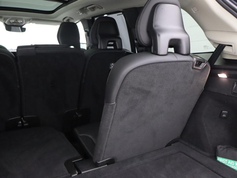 2025 (25) VOLVO XC90 2.0 T8 PHEV Ultra Dark 5dr AWD Geartronic *VAT QUALIFYING* 4701908