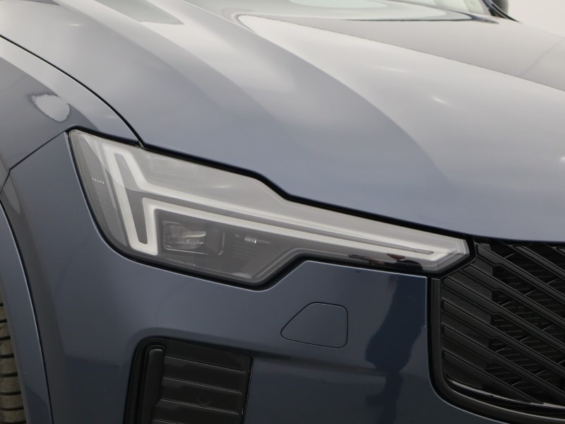 2025 (25) VOLVO XC90 2.0 T8 PHEV Ultra Dark 5dr AWD Geartronic *VAT QUALIFYING* 4701895