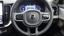 2025 (25) VOLVO XC90 2.0 T8 PHEV Ultra Dark 5dr AWD Geartronic 4701880