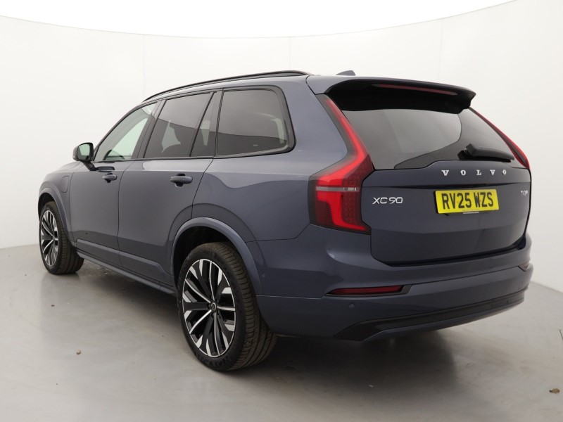 2025 (25) VOLVO XC90 2.0 T8 PHEV Ultra Dark 5dr AWD Geartronic *VAT QUALIFYING* 4701851