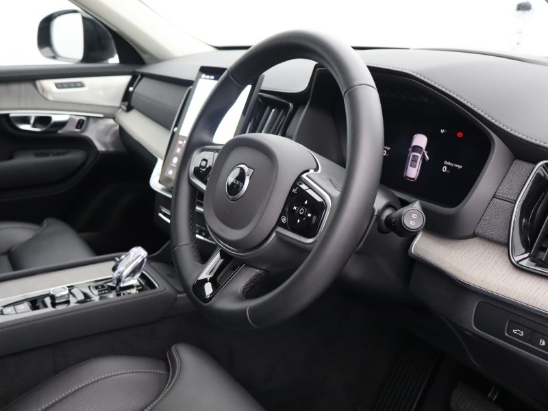 2025 (25) VOLVO XC90 2.0 T8 PHEV Ultra Dark 5dr AWD Geartronic *VAT QUALIFYING* 4701863