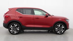 2025 (74) VOLVO XC40 2.0 B3P Ultra Dark 5dr Auto 4702468