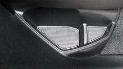2025 (74) VOLVO XC40 2.0 B3P Ultra Dark 5dr Auto 4702488