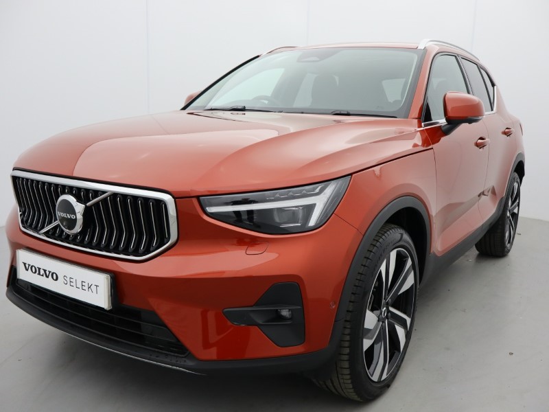 2025 (74) VOLVO XC40 2.0 B3P Ultra Dark 5dr Auto 4702514