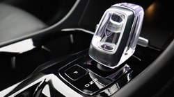 2025 (74) VOLVO XC40 2.0 B3P Ultra Dark 5dr Auto 4702507