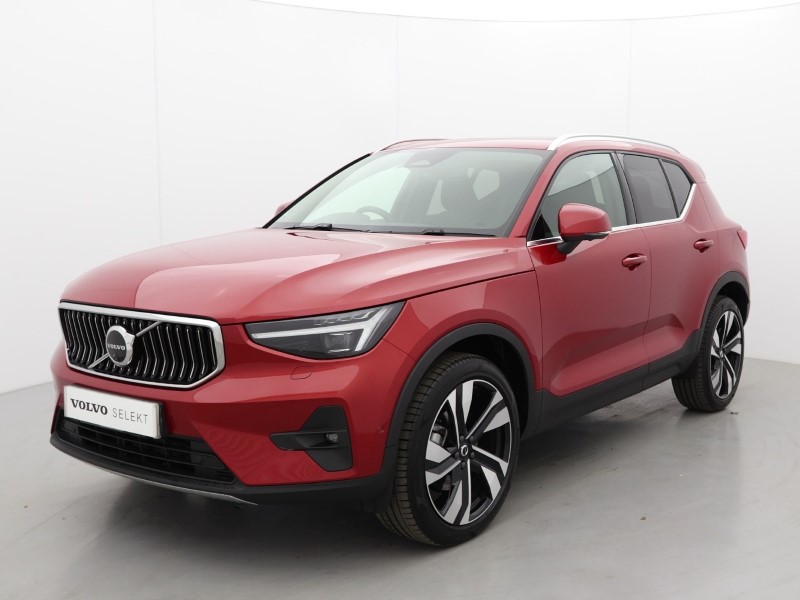 2025 (74) VOLVO XC40 2.0 B3P Ultra Dark 5dr Auto 4702463