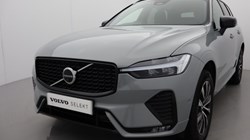 2025 (25) VOLVO XC60 2.0 B5P Plus Dark 5dr AWD Geartronic 4693052
