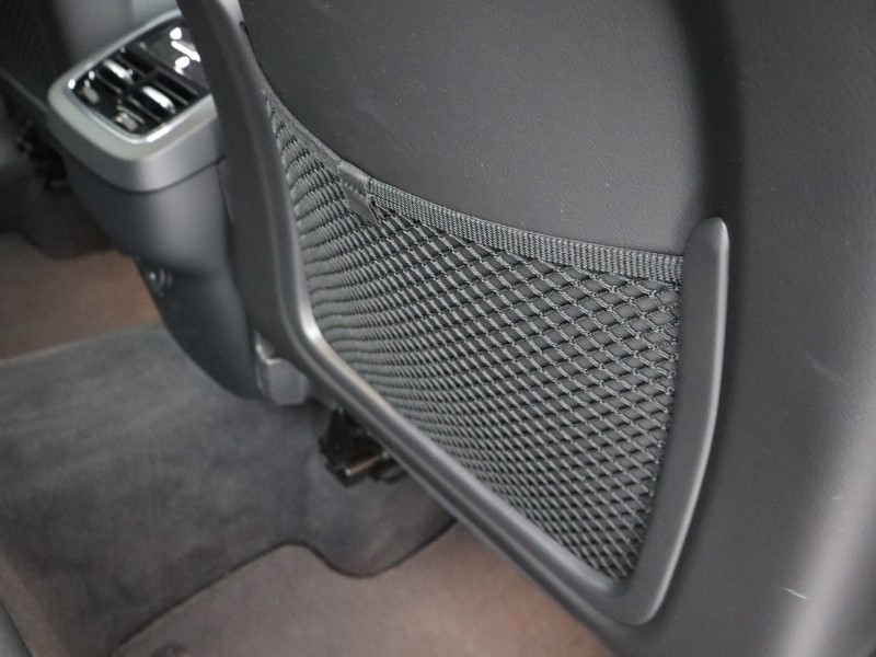 2025 (25) VOLVO XC60 2.0 B5P Plus Dark 5dr AWD Geartronic  *VAT QUALIFYING* 4711466