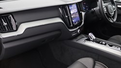 2025 (25) VOLVO XC60 2.0 B5P Plus Dark 5dr AWD Geartronic 4711464