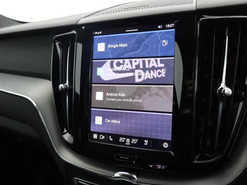 2025 (25) VOLVO XC60 2.0 B5P Plus Dark 5dr AWD Geartronic  *VAT QUALIFYING* 4711476