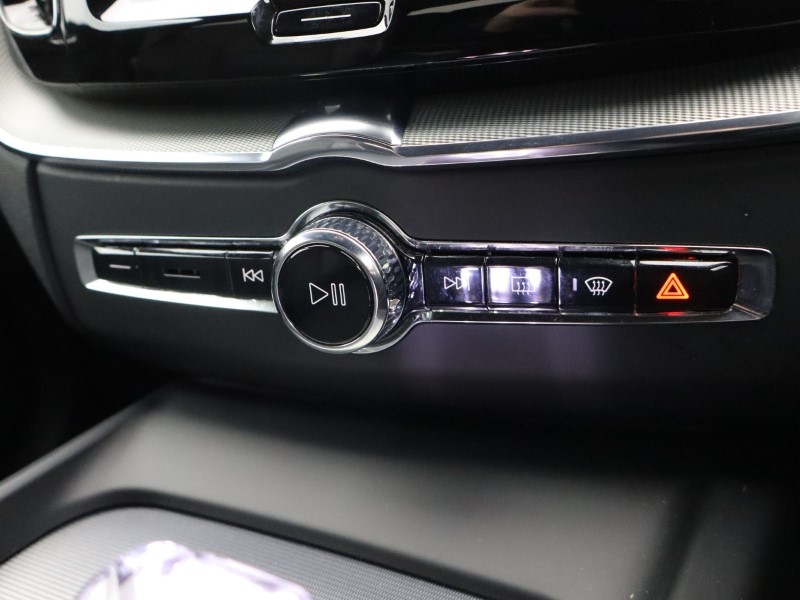 2025 (25) VOLVO XC60 2.0 B5P Plus Dark 5dr AWD Geartronic  *VAT QUALIFYING* 4711482