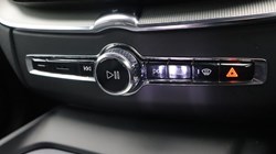 2025 (25) VOLVO XC60 2.0 B5P Plus Dark 5dr AWD Geartronic 4711482