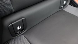 2025 (25) VOLVO XC60 2.0 B5P Plus Dark 5dr AWD Geartronic 4711467