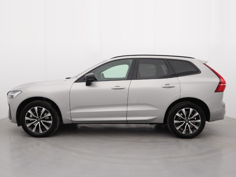 2025 (25) VOLVO XC60 2.0 B5P Plus Dark 5dr AWD Geartronic  *VAT QUALIFYING* 4711445