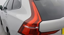 2025 (25) VOLVO XC60 2.0 B5P Plus Dark 5dr AWD Geartronic 4711493