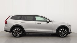 2023 (23) VOLVO V60 2.0 B5P Cross Country Plus 5dr AWD Auto 4704192
