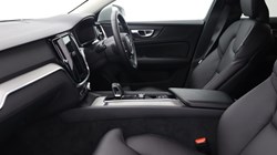 2023 (23) VOLVO V60 2.0 B5P Cross Country Plus 5dr AWD Auto 4704195