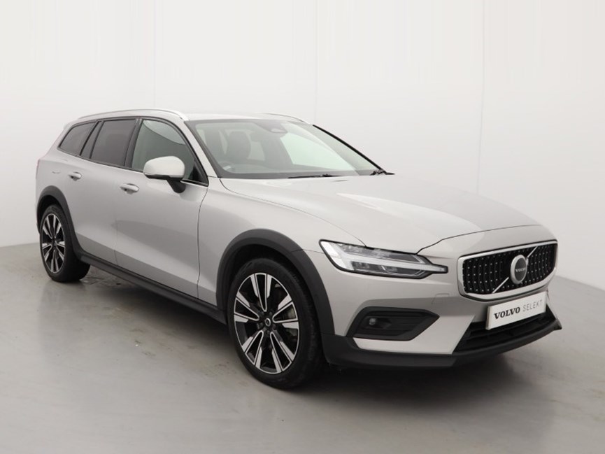 2023 (23) VOLVO V60 2.0 B5P Cross Country Plus 5dr AWD Auto
