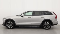 2023 (23) VOLVO V60 2.0 B5P Cross Country Plus 5dr AWD Auto 4704191