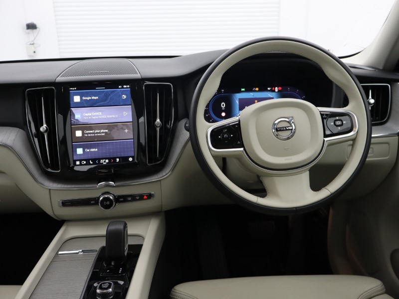 2023 (23) VOLVO XC60 2.0 B4D Plus Dark 5dr AWD Geartronic 4733881