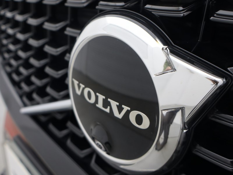 2023 (23) VOLVO XC60 2.0 B4D Plus Dark 5dr AWD Geartronic 4733901