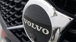 2023 (23) VOLVO XC60 2.0 B4D Plus Dark 5dr AWD Geartronic 4733901