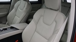 2023 (23) VOLVO XC60 2.0 B4D Plus Dark 5dr AWD Geartronic 4733874
